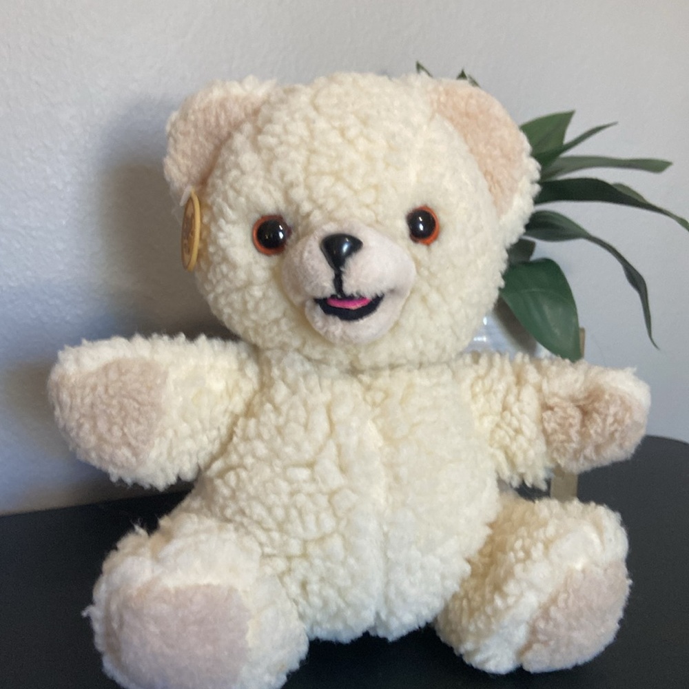 Vintage 1986 Snuggle Bear Hand Puppet: Adorable Cream Teddy Bear Plush - Picture 6 of 14